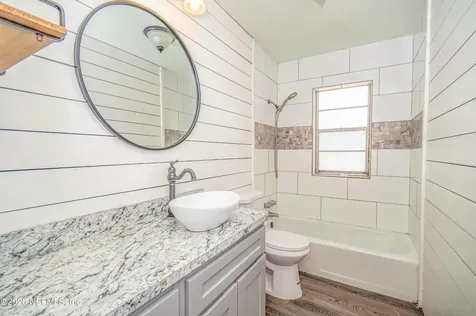 9916 S Glen Avenue Glen St. Mary FL 32040