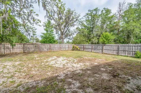 9916 S Glen Avenue Glen St. Mary FL 32040