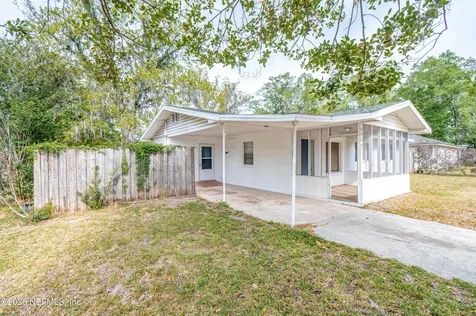 9916 S Glen Avenue Glen St. Mary FL 32040