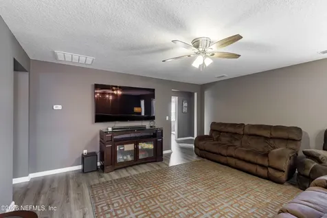 1252 Luffness Drive Jacksonville FL 32221