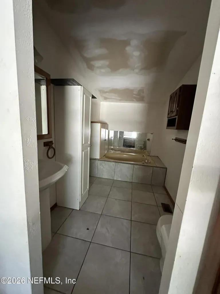 104 Tangerine Trail Satsuma FL 32189