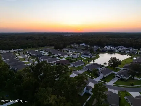 3060 Free Bird Loop Green Cove Springs FL 32043