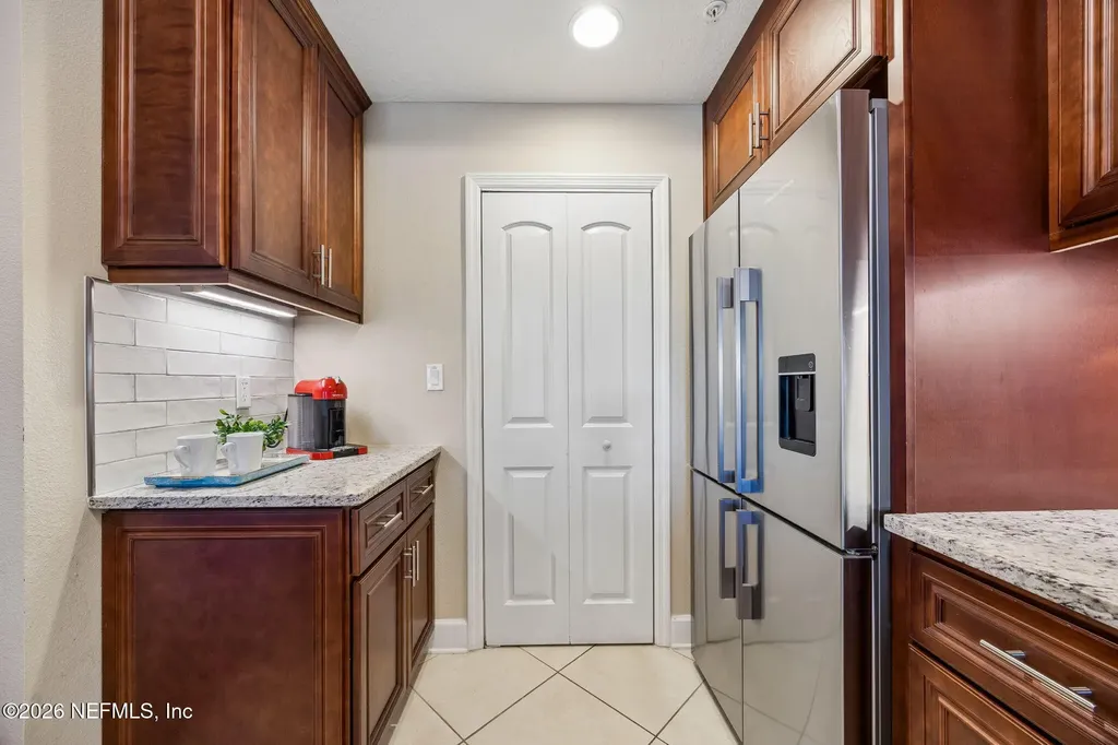 3958 Baymeadows Road Jacksonville FL 32217