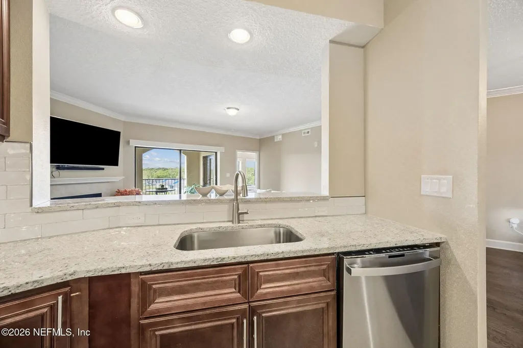 3958 Baymeadows Road Jacksonville FL 32217