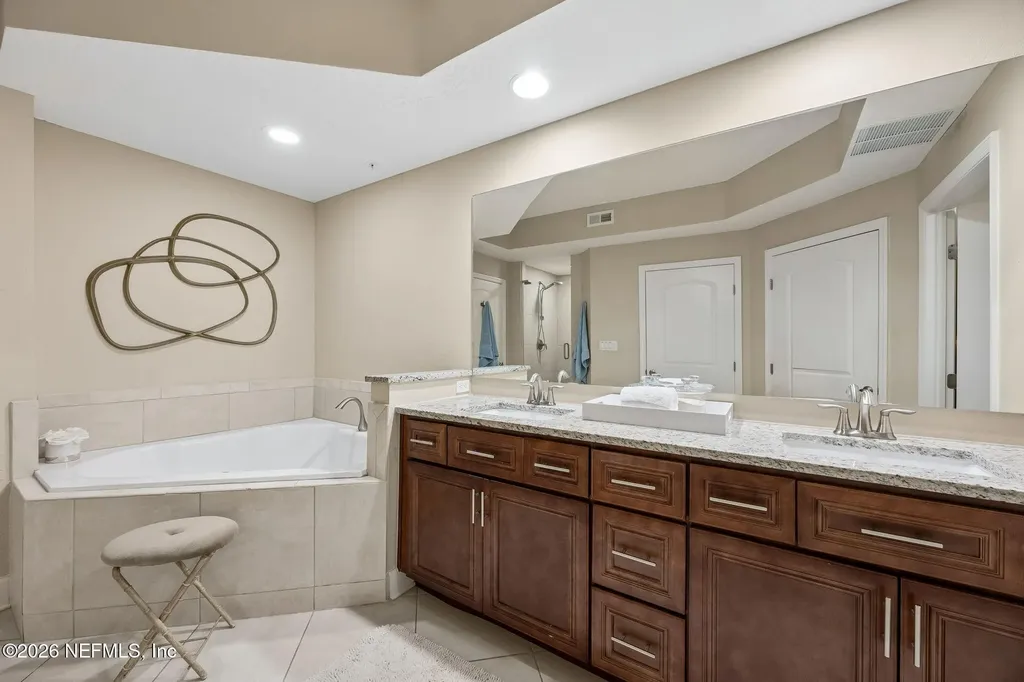 3958 Baymeadows Road Jacksonville FL 32217