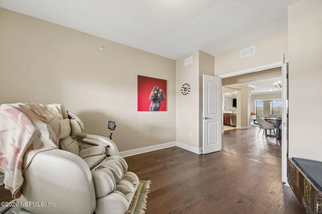 3958 Baymeadows Road Jacksonville FL 32217