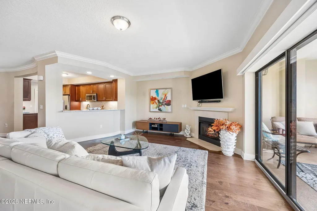 3958 Baymeadows Road Jacksonville FL 32217