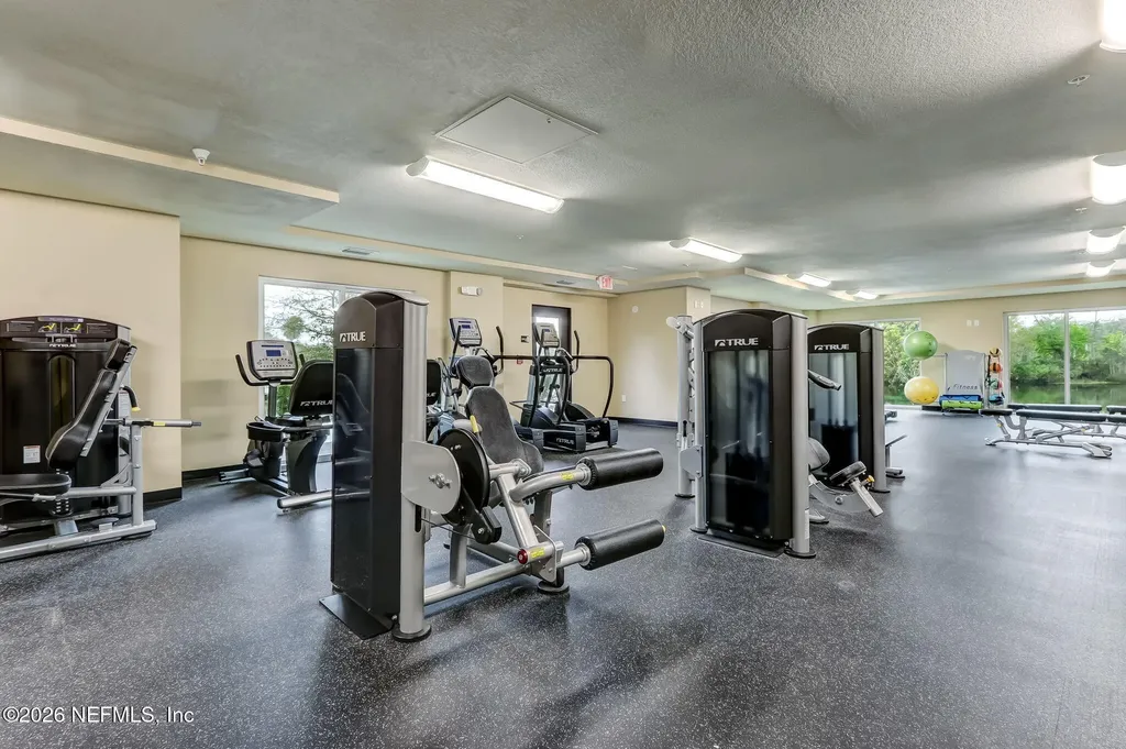3958 Baymeadows Road Jacksonville FL 32217