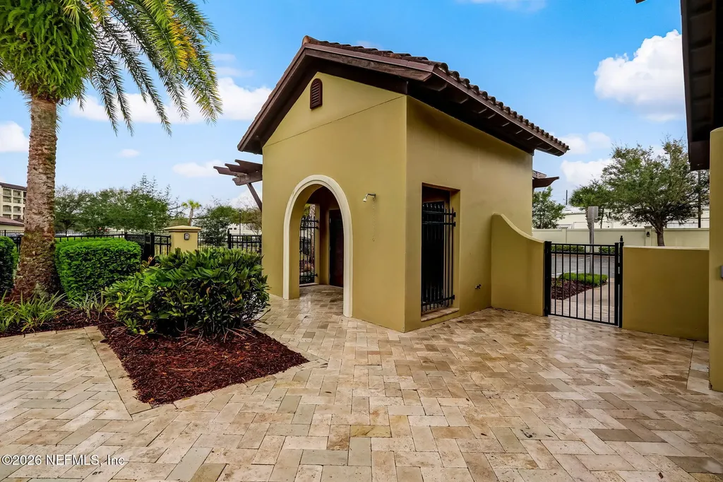 3958 Baymeadows Road Jacksonville FL 32217
