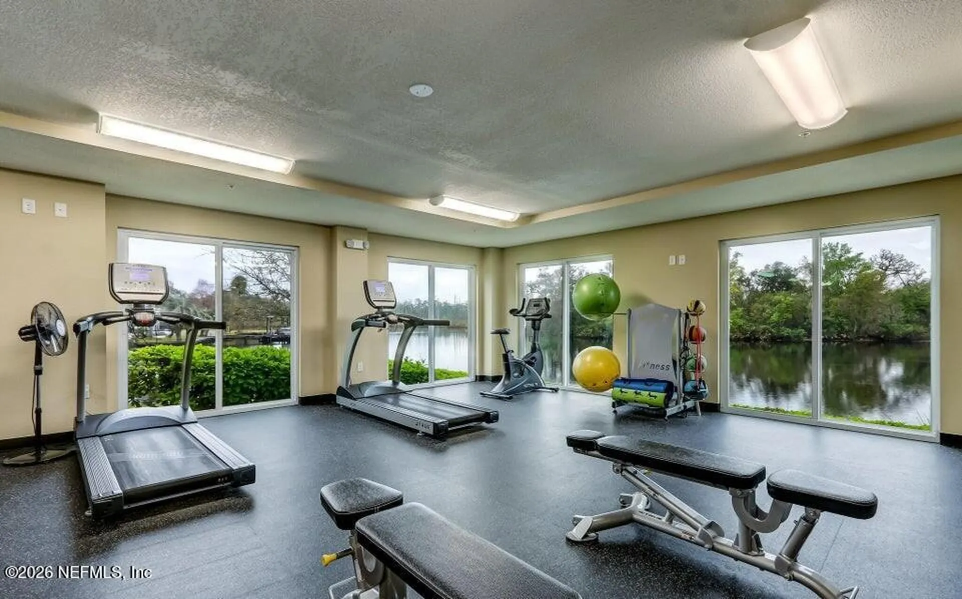 3958 Baymeadows Road Jacksonville FL 32217
