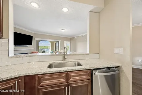 3958 Baymeadows Road Jacksonville FL 32217