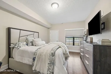 3958 Baymeadows Road Jacksonville FL 32217