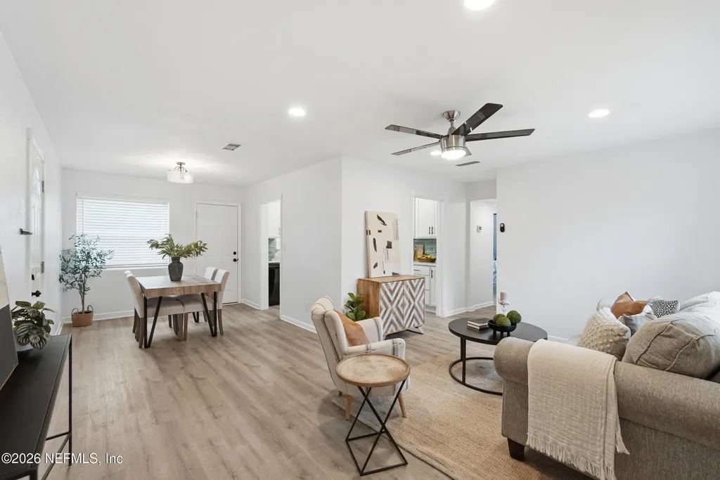 6821 Sans Souci Road Jacksonville FL 32216