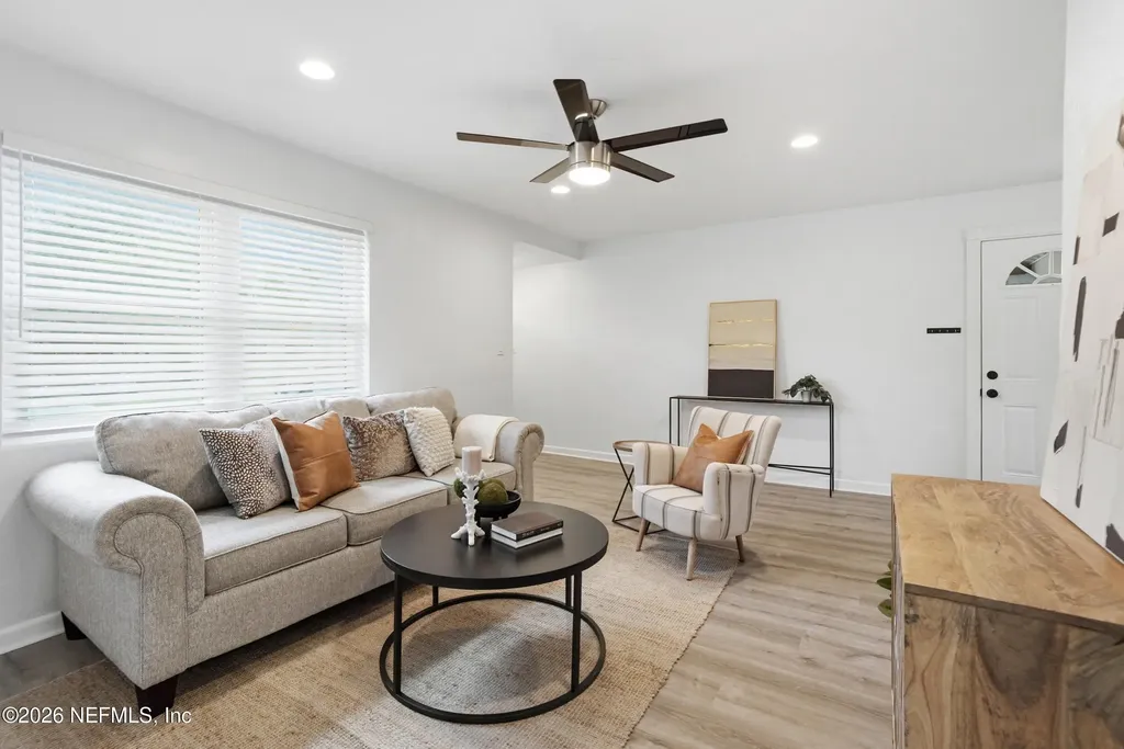 6821 Sans Souci Road Jacksonville FL 32216