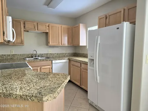 1800 The Greens Way Jacksonville Beach FL 32250