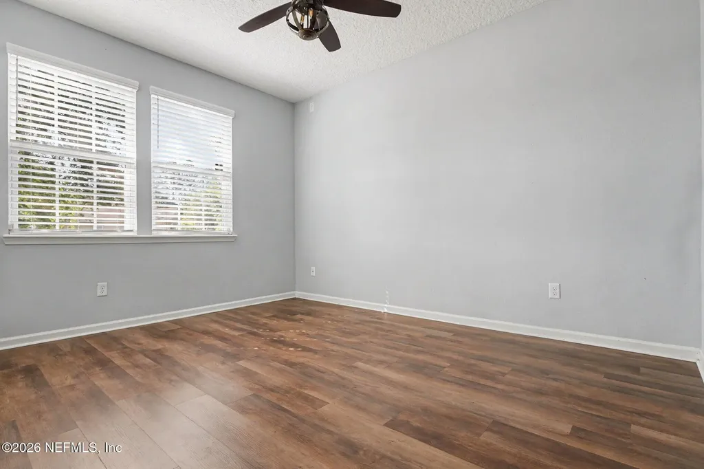 4591 Silverthorn Drive Jacksonville FL 32258
