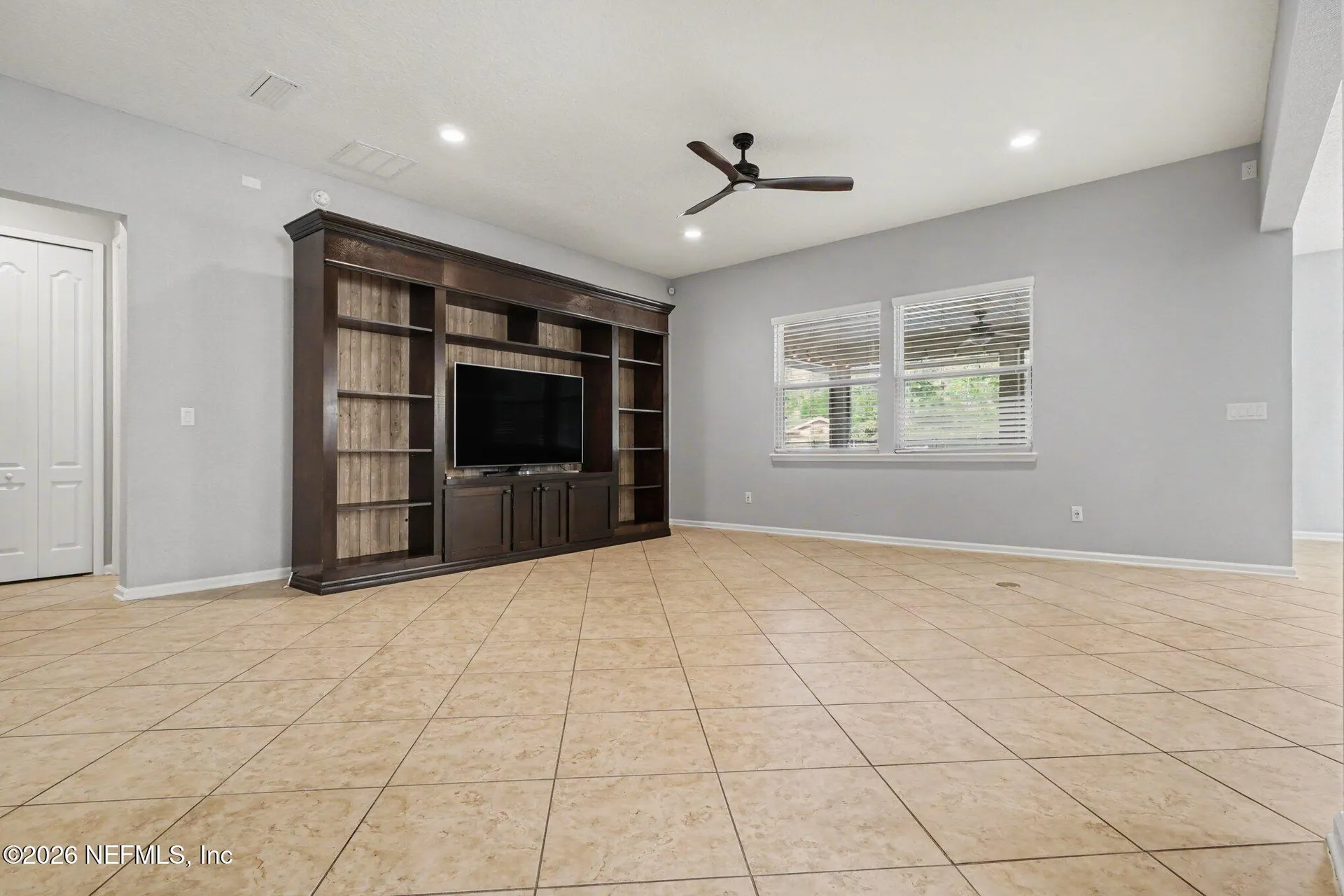 4591 Silverthorn Drive Jacksonville FL 32258