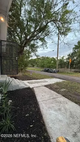 725 W 16 Street Jacksonville FL 32206