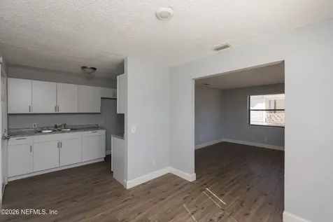 1185 W 20th Street Jacksonville FL 32209