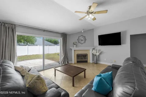 908 W Doty Branch Lane St. Johns FL 32259