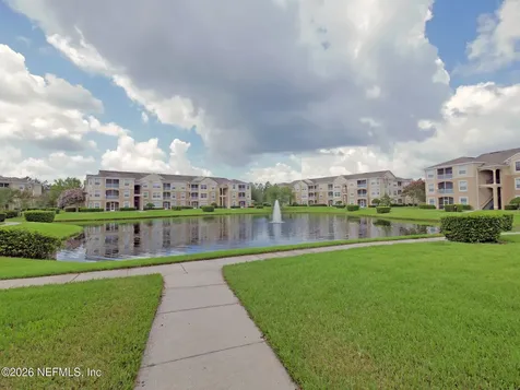 7990 Baymeadows Road Jacksonville FL 32256