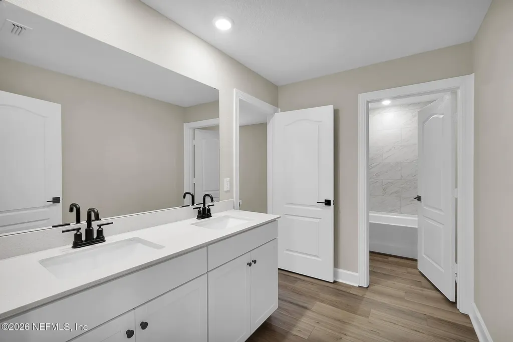 2054 Featheredge Way Middleburg FL 32068