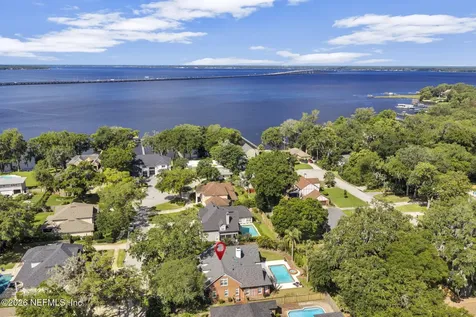 2757 Kelsey Place Jacksonville FL 32257