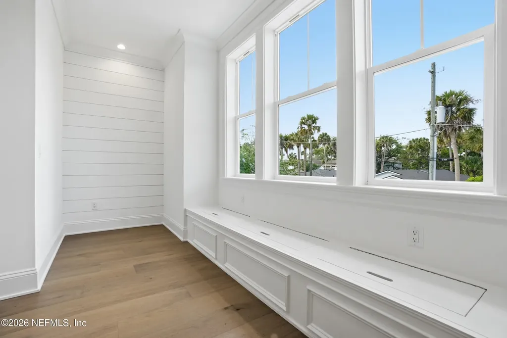 340 9th Street Atlantic Beach FL 32233