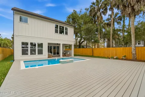 340 9th Street Atlantic Beach FL 32233