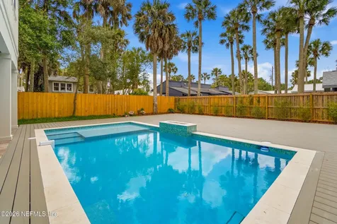 340 9th Street Atlantic Beach FL 32233