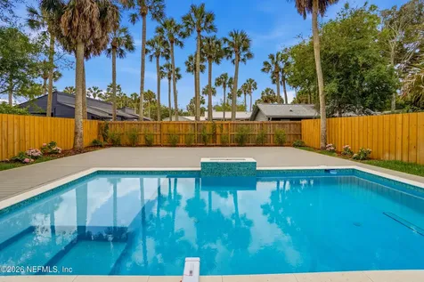 340 9th Street Atlantic Beach FL 32233