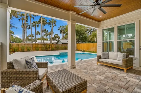 340 9th Street Atlantic Beach FL 32233