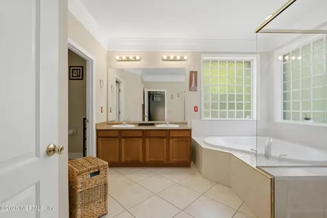 6057 Winding Bridge Drive Jacksonville FL 32277