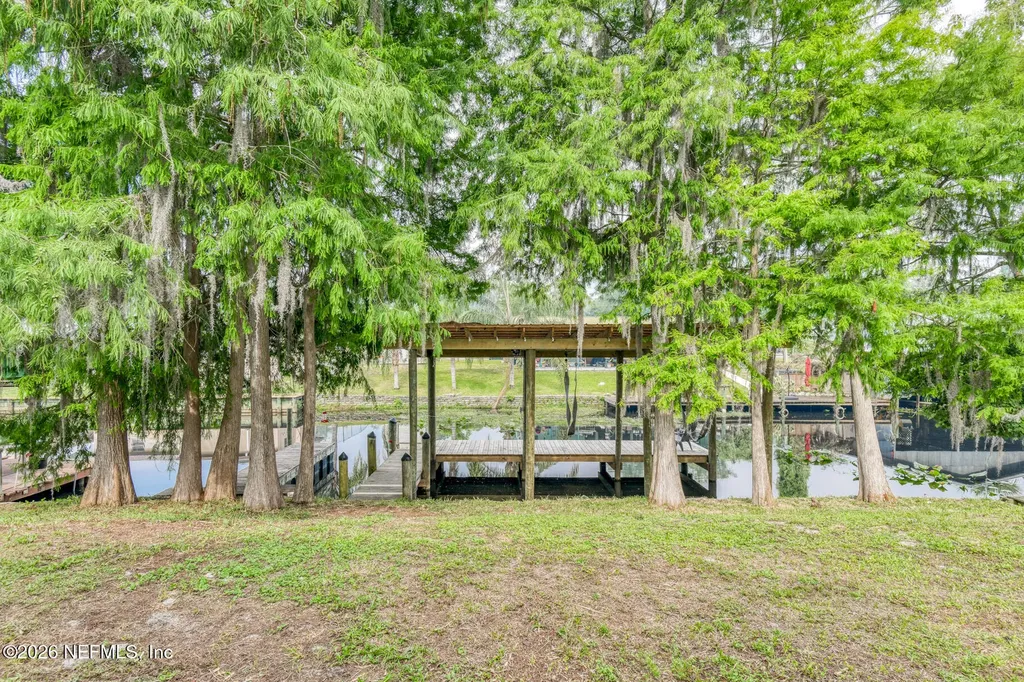 131 Sanjan Drive Satsuma FL 32189