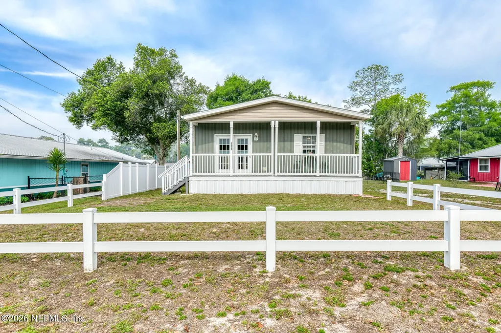 131 Sanjan Drive Satsuma FL 32189