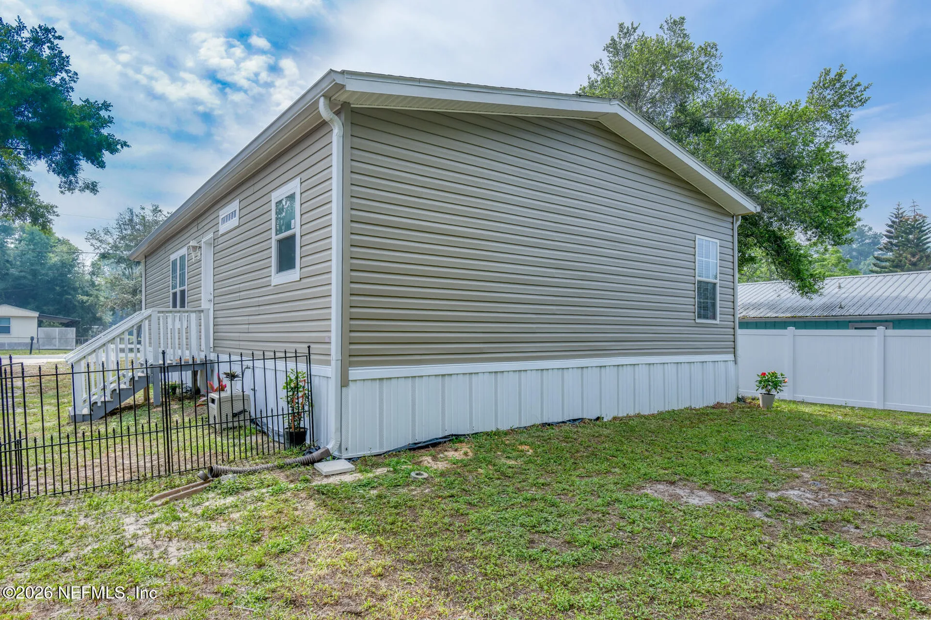 131 Sanjan Drive Satsuma FL 32189
