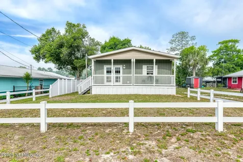 131 Sanjan Drive Satsuma FL 32189