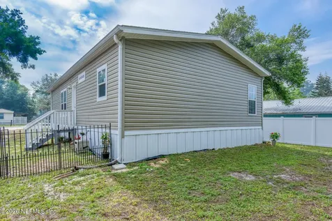 131 Sanjan Drive Satsuma FL 32189