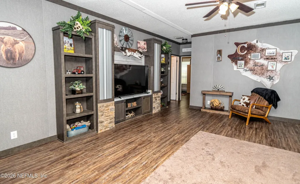 23221 Hassie Johns Road Sanderson FL 32087