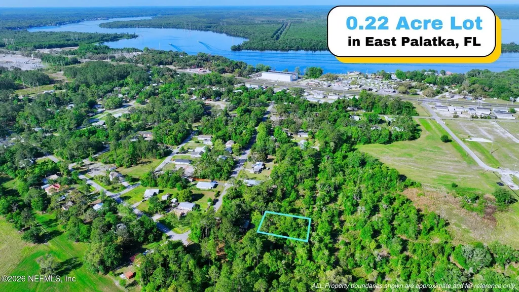 131 Granada Street East Palatka FL 32131