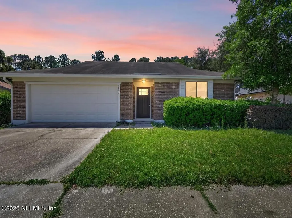 7053 Eagles Perch Drive Jacksonville FL 32244
