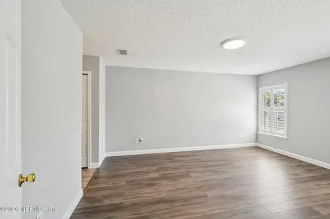 2615 Bentshire Drive Jacksonville FL 32246