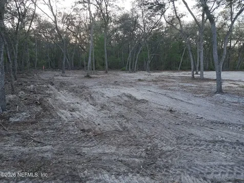 415 Pine Tree Drive Hollister FL 32147