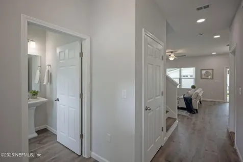 5241 Cruz Road Jacksonville FL 32207