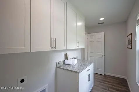 5241 Cruz Road Jacksonville FL 32207
