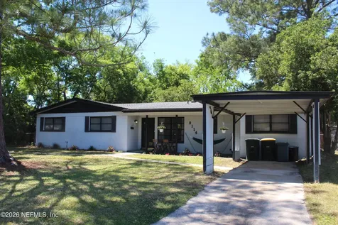 8114 Naranja Drive W Jacksonville FL 32217