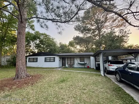 8114 Naranja Drive W Jacksonville FL 32217