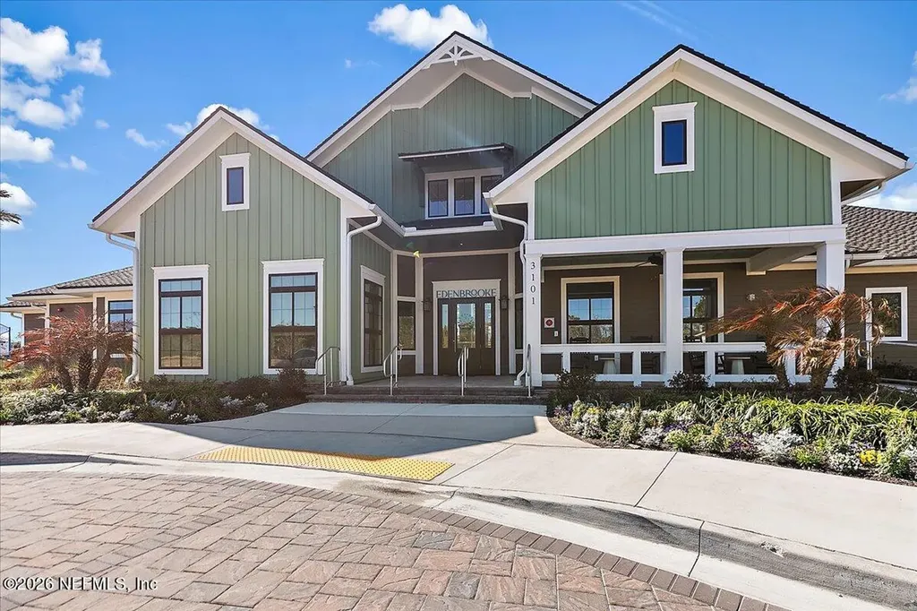 2704 Berryhill Road Green Cove Springs FL 32043