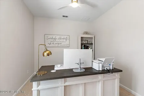 2704 Berryhill Road Green Cove Springs FL 32043
