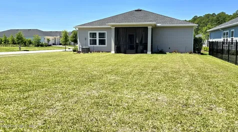 2704 Berryhill Road Green Cove Springs FL 32043